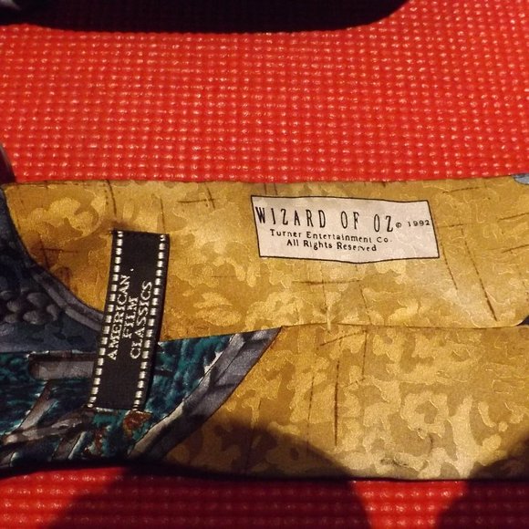 Vintage Wizard of Oz Silk Tie - Picture 4 of 5